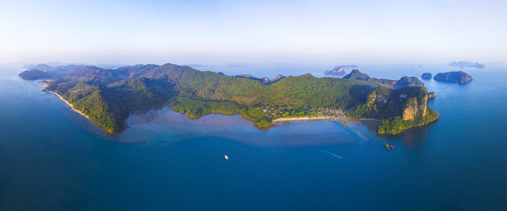 Many island tours start from Koh Yao Noi