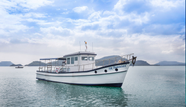 Explore the islands aboard the Kudu Wanderer.